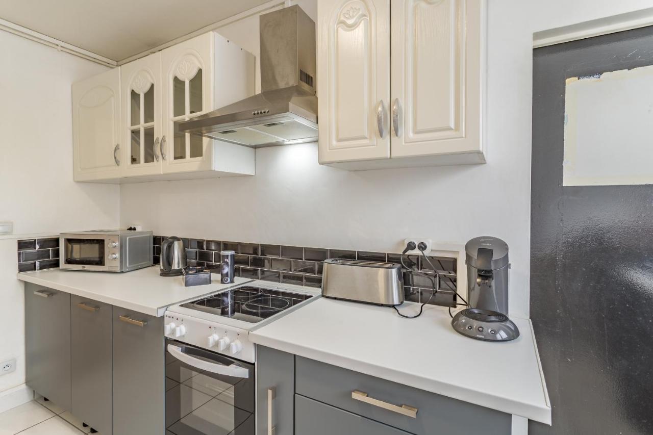 Spacieux Appartement - 6 Personnes - Parking Gratuit Saint-Andre-les-Vergers Bagian luar foto